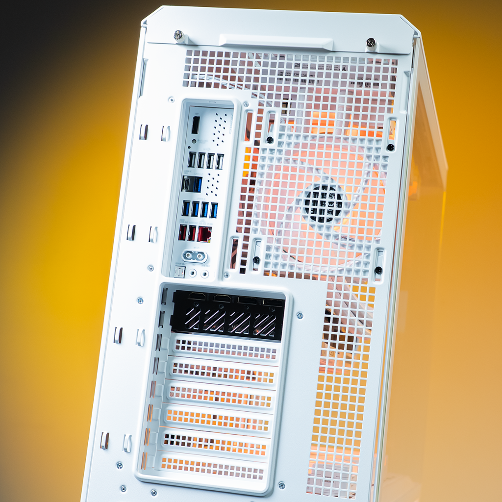Mwave x Thermaltake View Ice Gaming PC - Ryzen 5 9600X / RX 9070 XT / Snow
