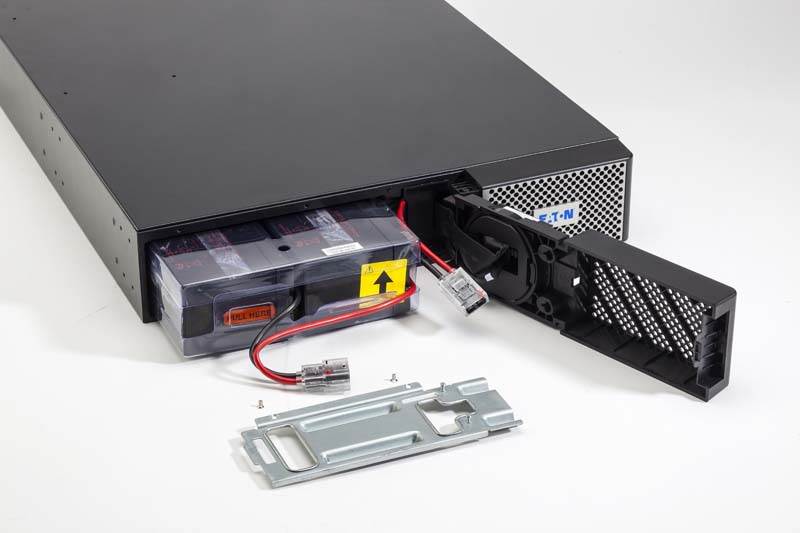 Eaton 9PX 2000VA / 1800W Tower/Rack 2U UPS (Includes Rail Kit) - 9PX2000iRTAU(9PX2000iRTAU) - 4