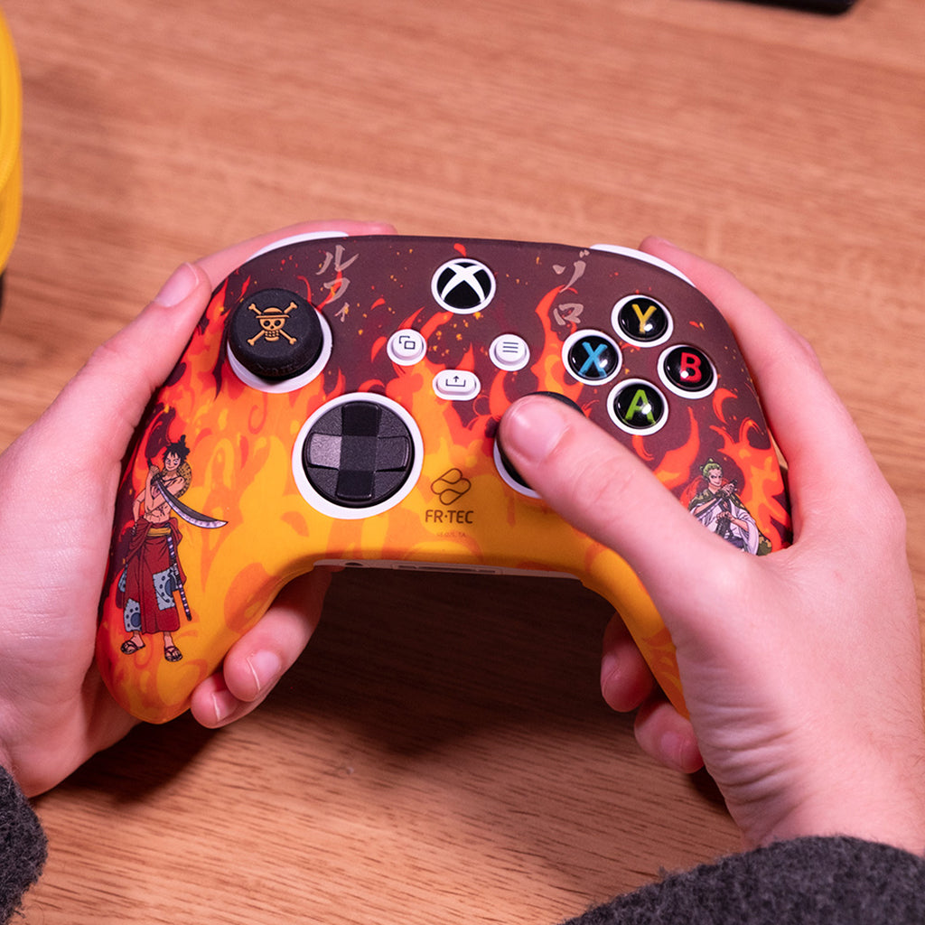 Blade One Piece Silicone Case + Grips for Xbox Controller(OPXBCKFIR) - 3