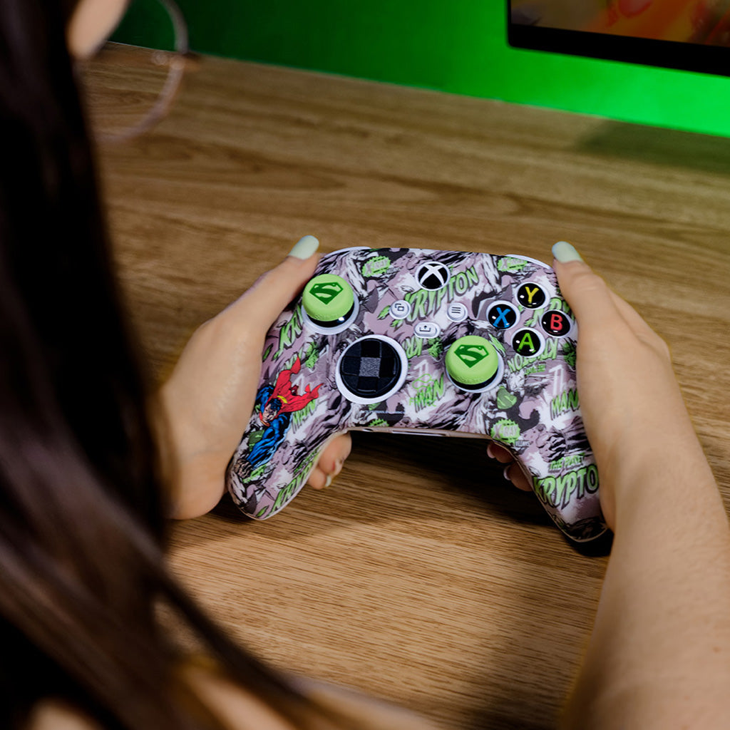 Blade Superman Silicone Case + Grips for Xbox Controller(SUPXBCK) - 2