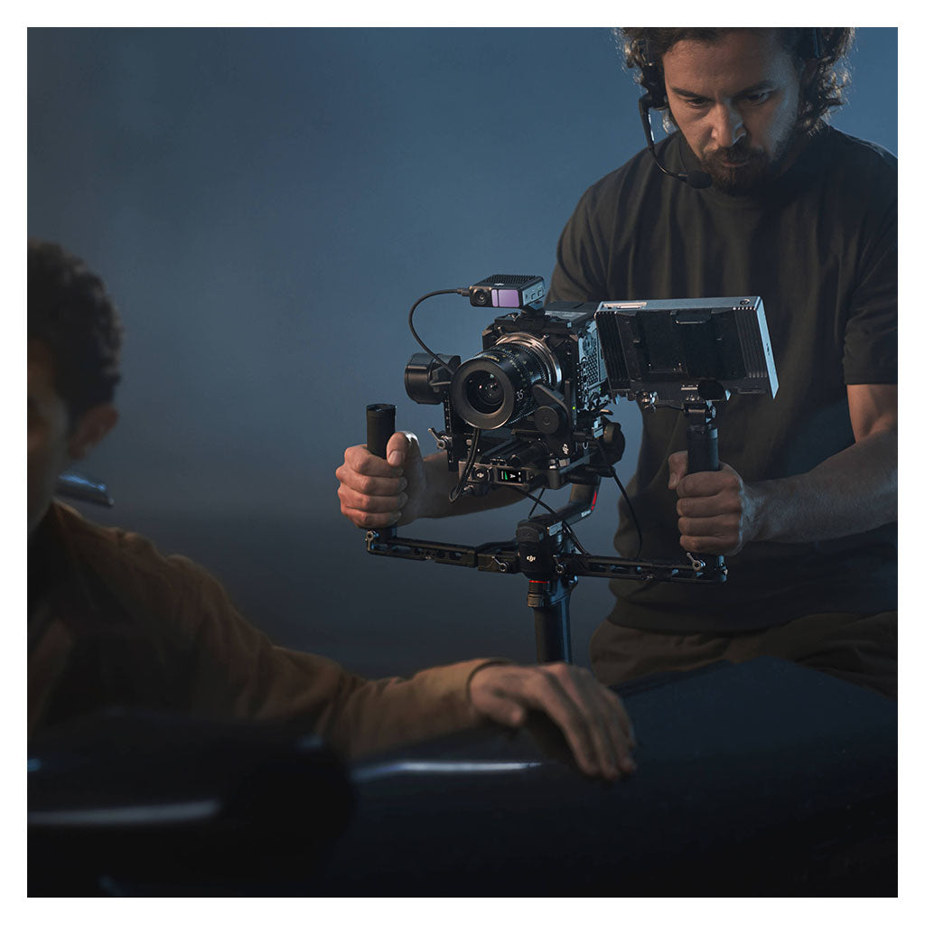 DJI RS 4 Pro Combo(CP.RN.00000346.03) - 7