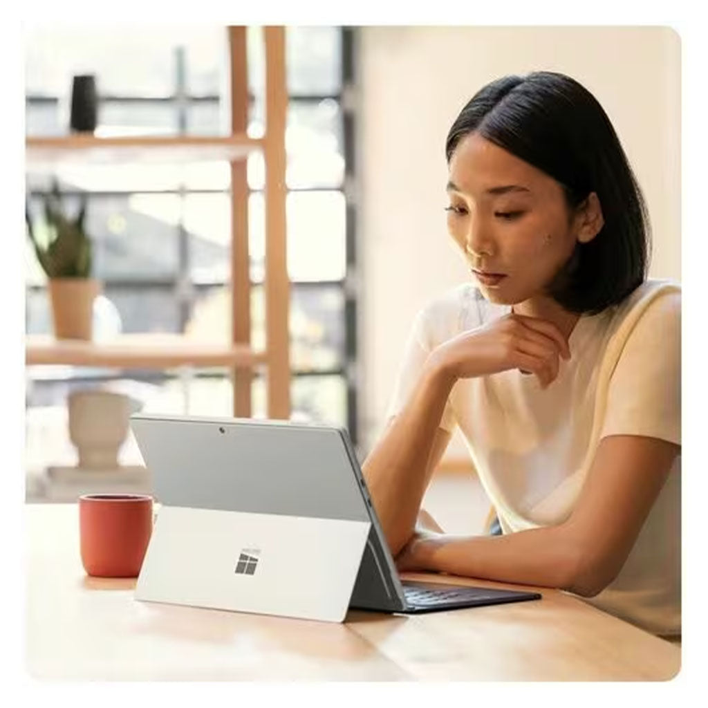 Microsoft Surface Laptop Pro 12 13" Core Ultra 5 335 16GB 256GB W11P Touch - Commercial - Platinum (Copilot+ PC)(EP2-54669) - 12
