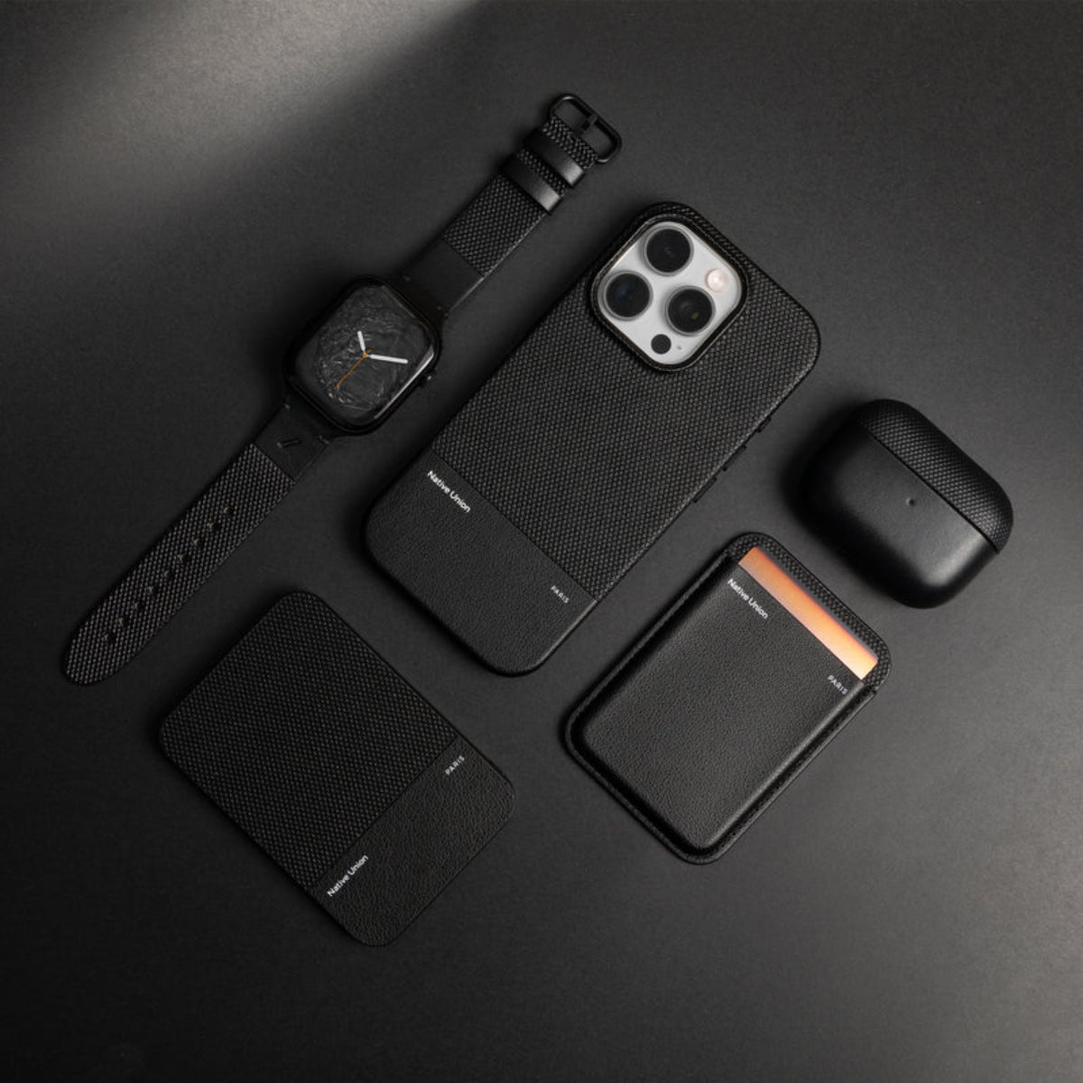 Native Union (Re)Classic 5000mAh Qi2 Power Bank - Black(PB-5KMS-BLK-Q2) - 7