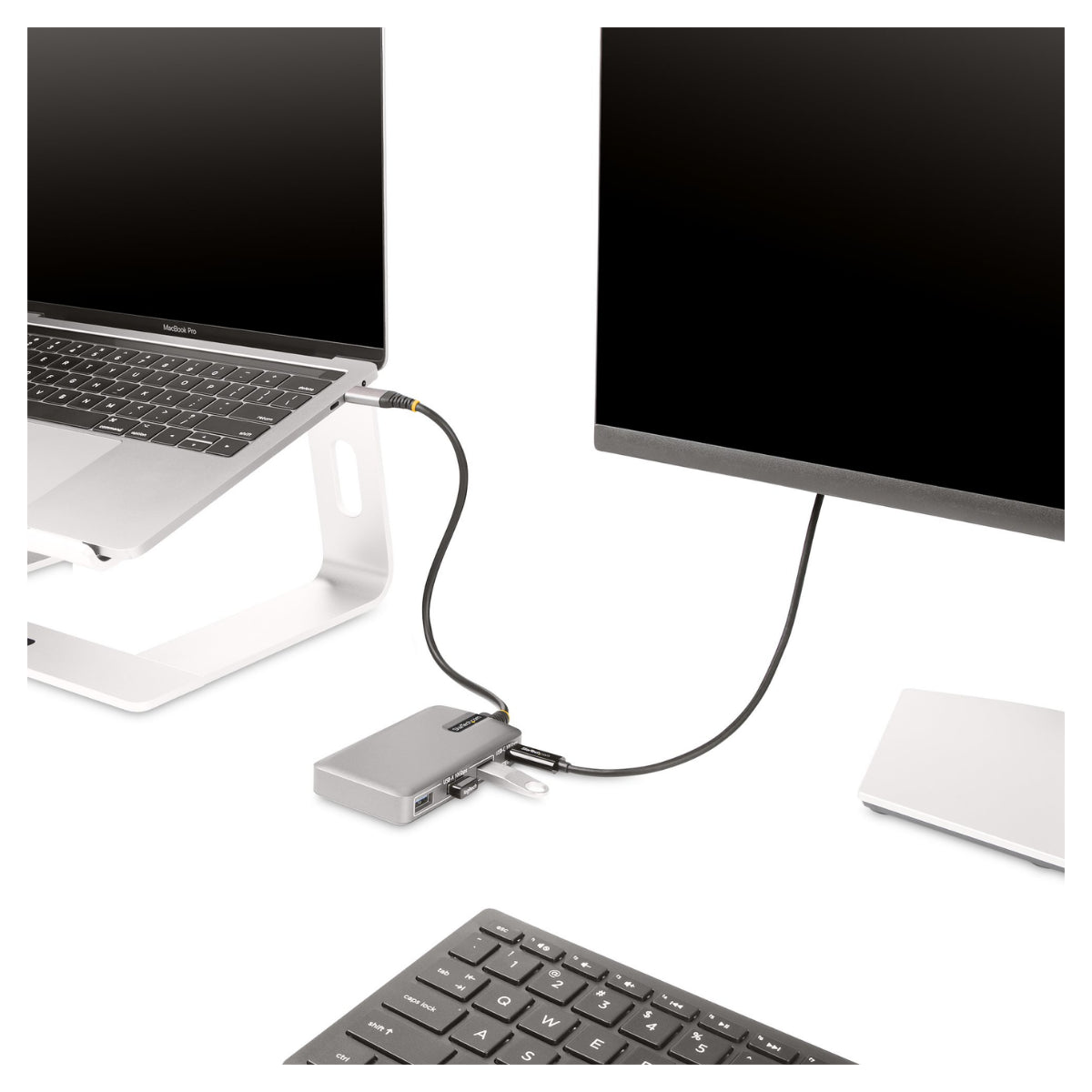 StarTech 4-Port USB-C Hub with 100W Power Delivery(HB31C3A1CDPPD3) - 12