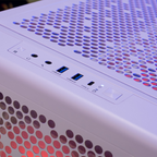 Thermaltake Infinity PRO V6 SNOW Gaming PC - Ryzen 5 7600 32GB RTX 5070 W11H(CA-4J2-00D6WA-A6) - 6